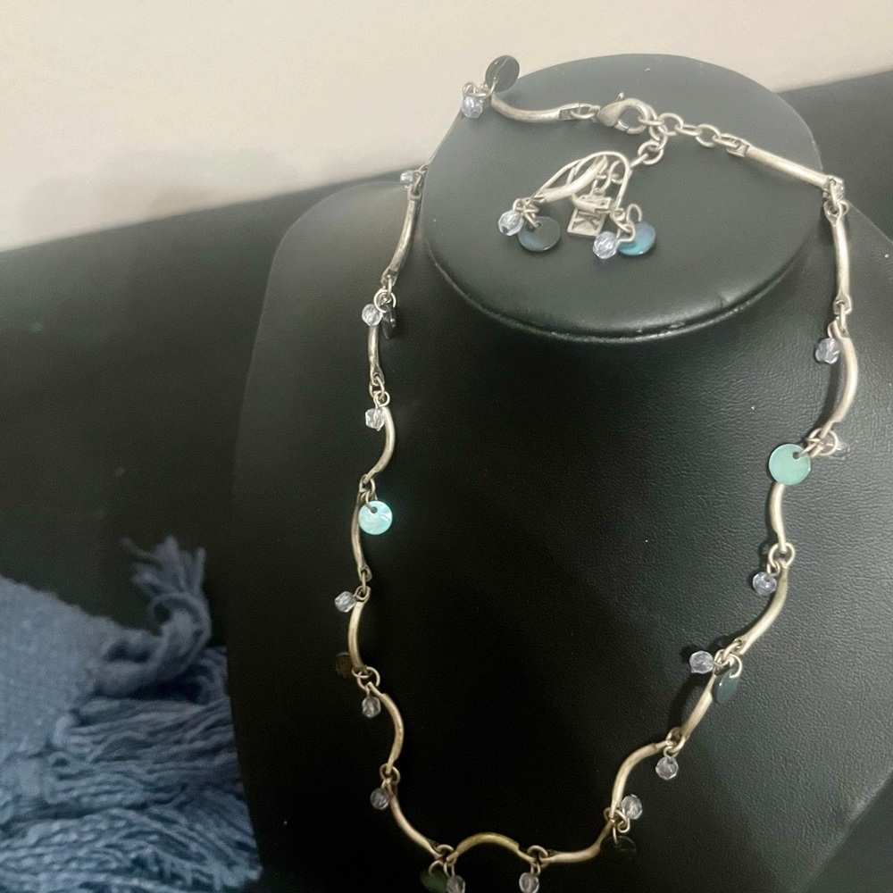 Necklace and earrings set